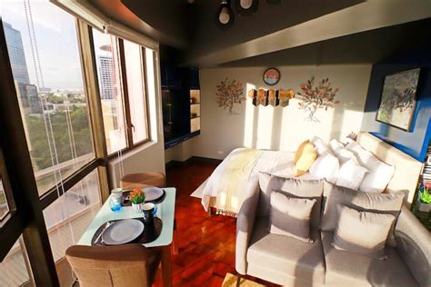 Makati Holiday Rentals & Homes .